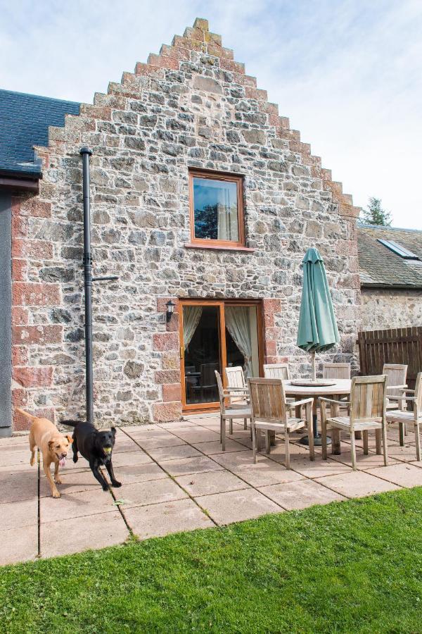 Villa The Granary With Hot Tub Forgandenny Exterior foto